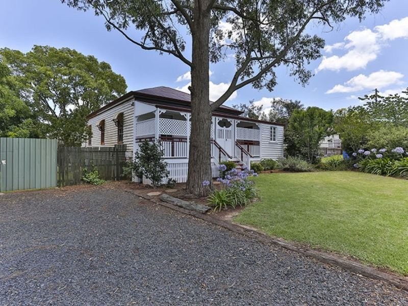 267 Ruthven Street, Harlaxton QLD 4350