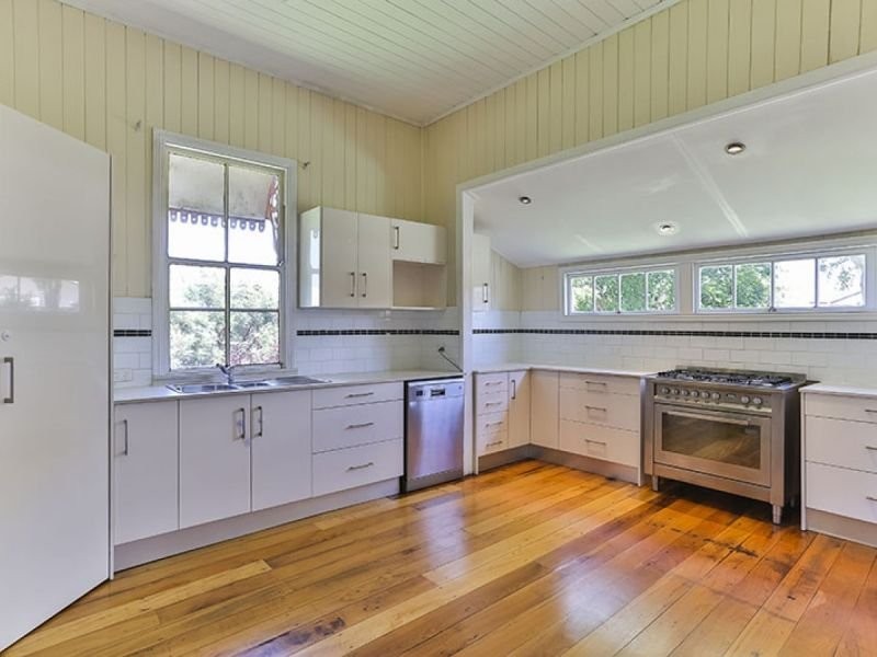 267 Ruthven Street, Harlaxton QLD 4350