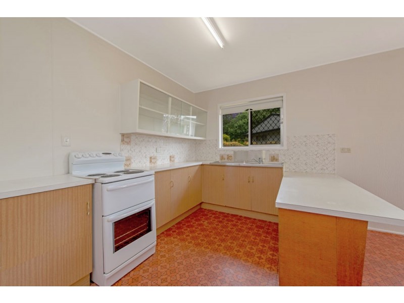 1 Clausson Street, Wilsonton QLD 4350