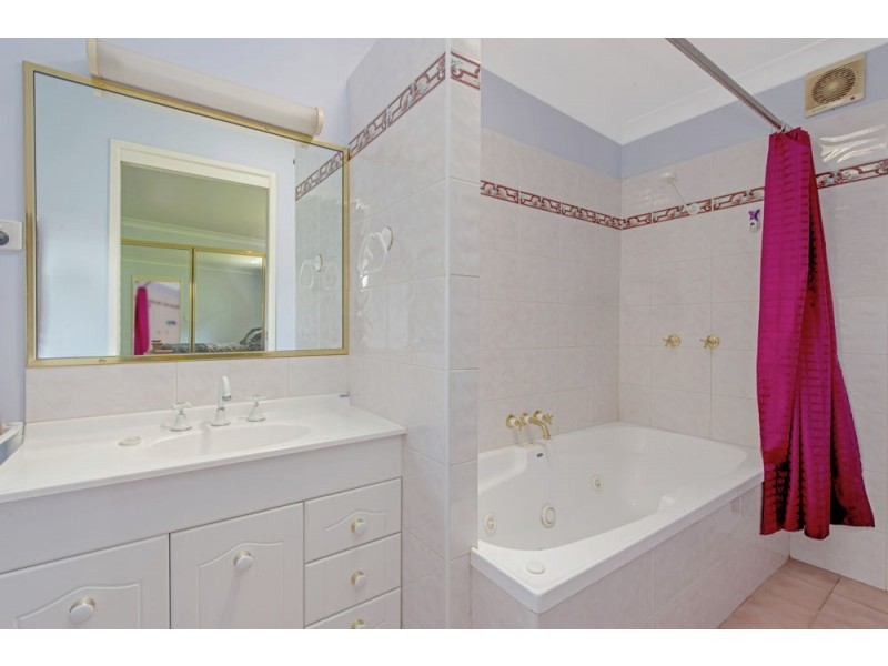 53 Vanity Street, Rockville QLD 4350