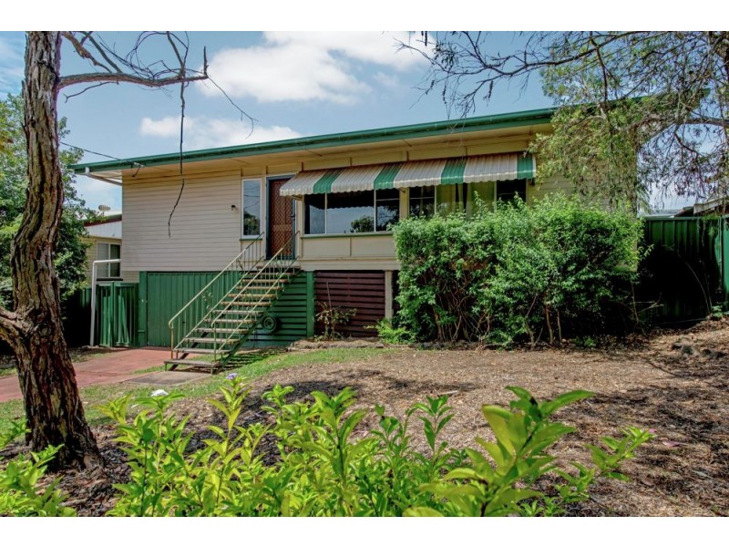 4 Hillview Avenue, Newtown QLD 4350