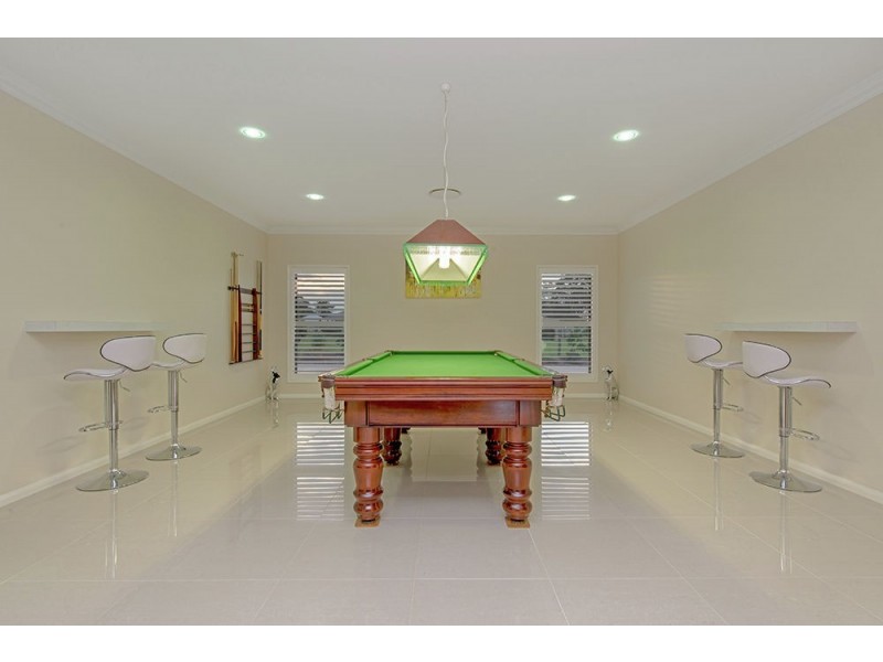 16 Bass Street, Cabarlah QLD 4352