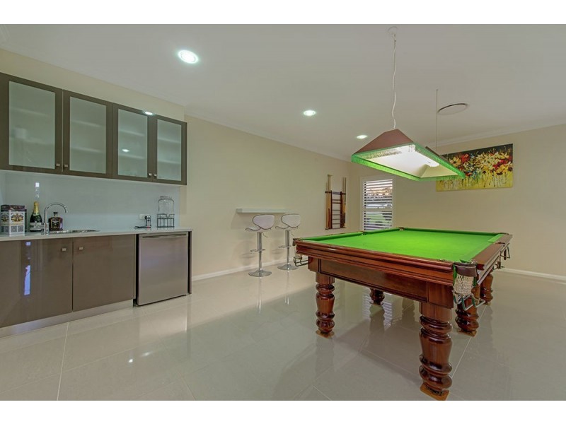 16 Bass Street, Cabarlah QLD 4352