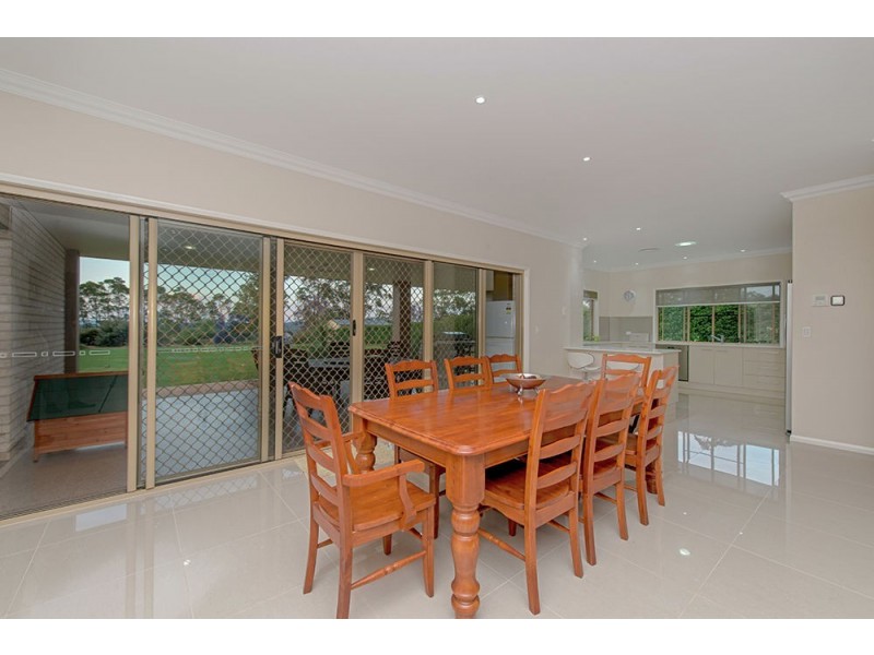 16 Bass Street, Cabarlah QLD 4352