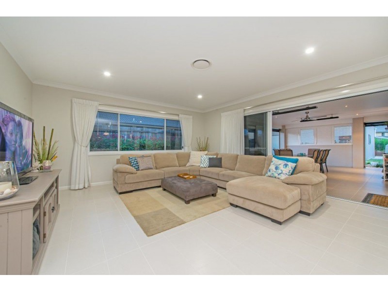 9 Heron Court, Kleinton QLD 4352