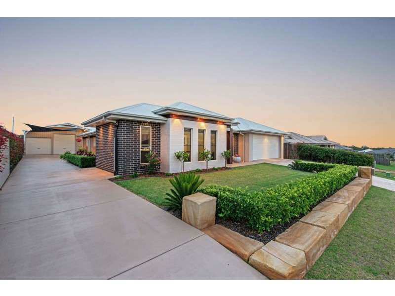 9 Heron Court, Kleinton QLD 4352