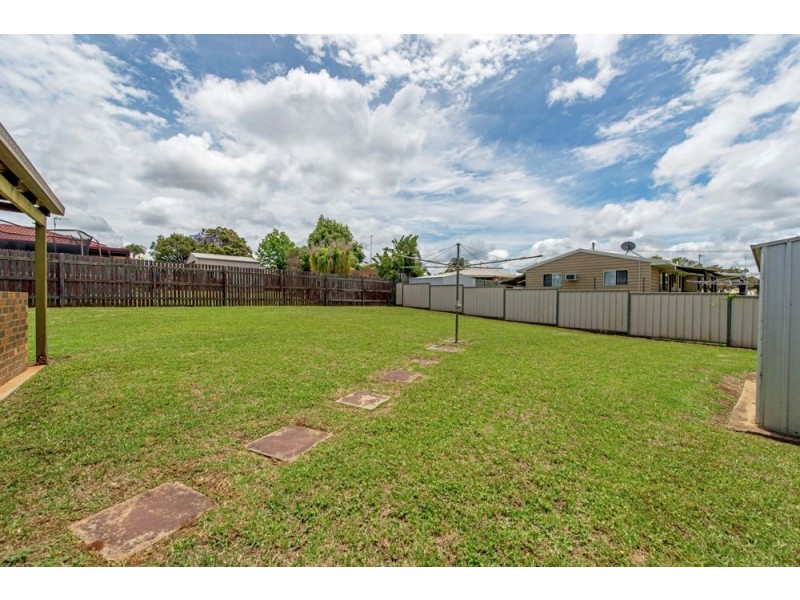 3 Kratzman Court, Kearneys Spring QLD 4350