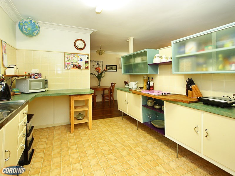 10 Bamber Street, Chermside West QLD 4032