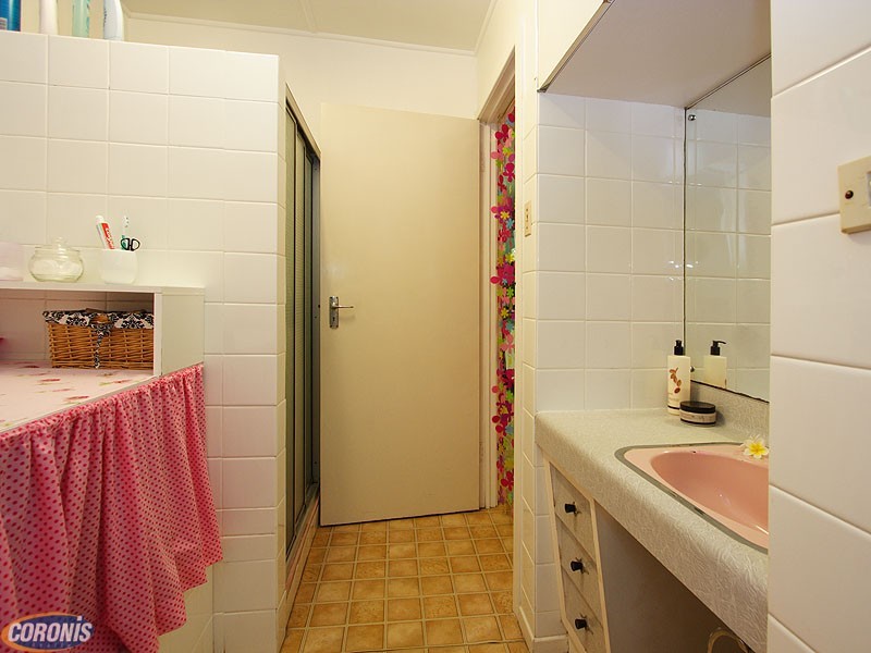 10 Bamber Street, Chermside West QLD 4032