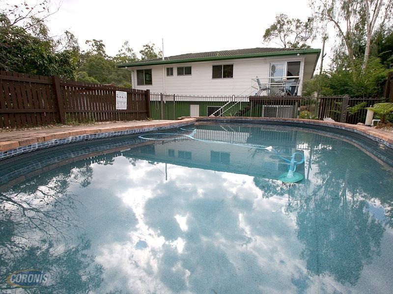 263 Patricks Road, Ferny Hills QLD 4055