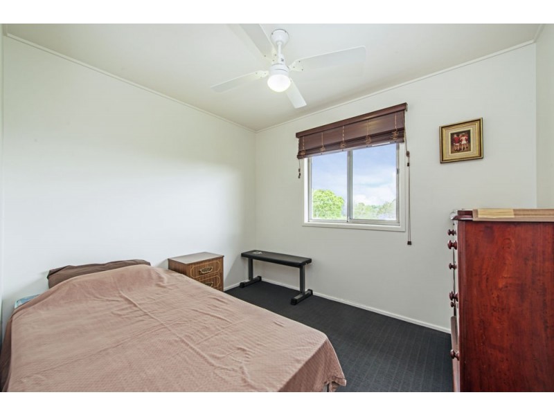 16 Barrymount Crescent, Mount Lofty QLD 4350