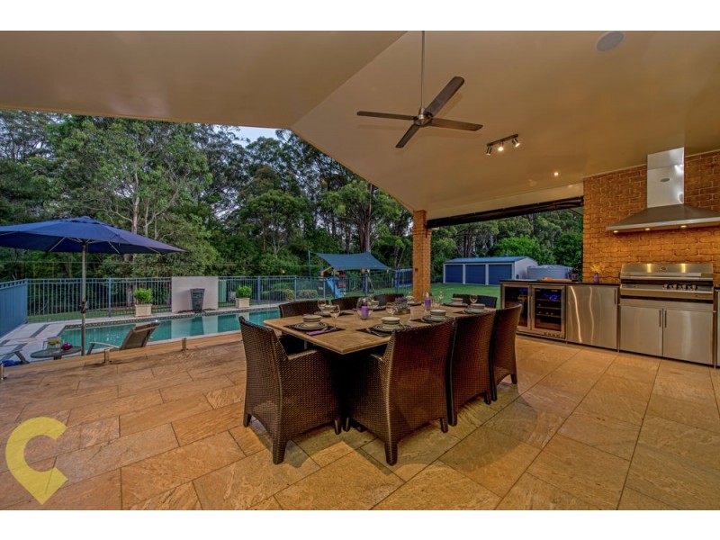 4 Leanne Court, Highfields QLD 4352