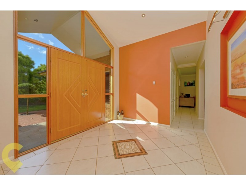 4 Leanne Court, Highfields QLD 4352