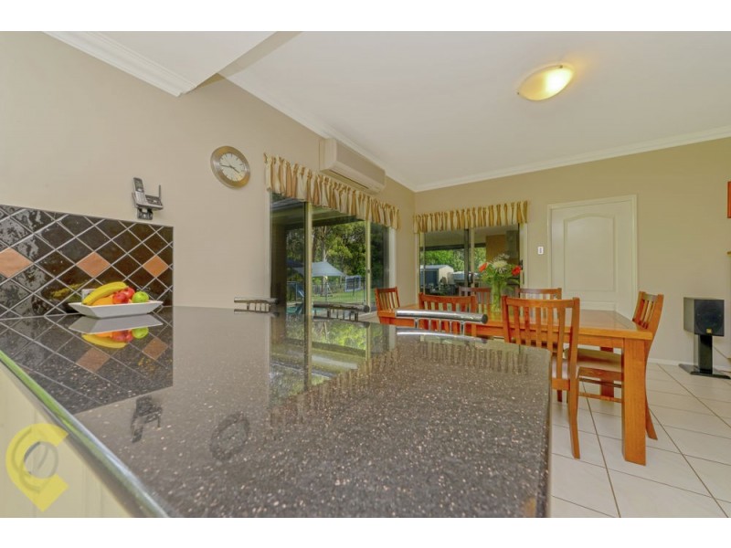 4 Leanne Court, Highfields QLD 4352