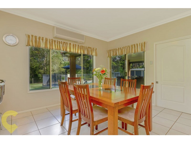 4 Leanne Court, Highfields QLD 4352