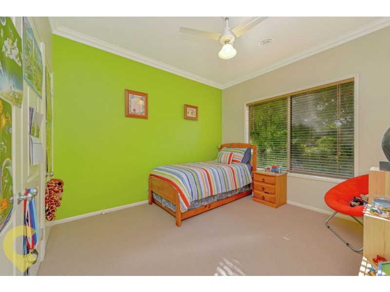 4 Leanne Court, Highfields QLD 4352