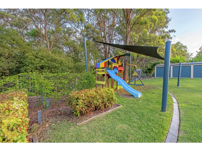 4 Leanne Court, Highfields QLD 4352