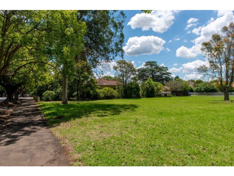 75 Campbell Street, East Toowoomba QLD 4350