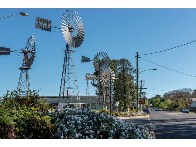 75 Campbell Street, East Toowoomba QLD 4350