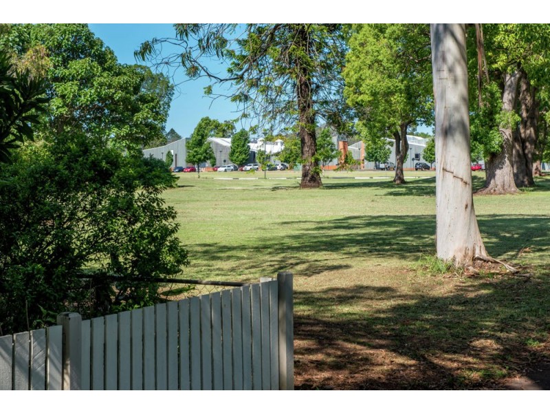 75 Campbell Street, East Toowoomba QLD 4350