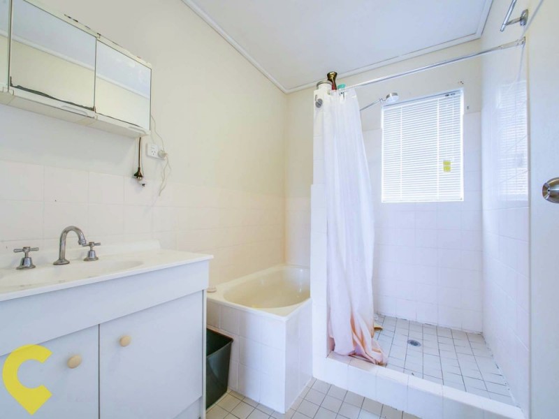 43 Parkdale Street, Kedron QLD 4031