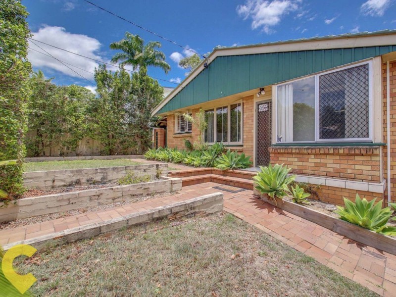 11 Coleridge Street, Stafford Heights QLD 4053