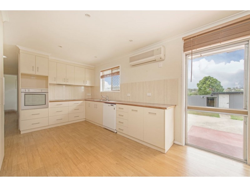 587 South Street, Glenvale QLD 4350