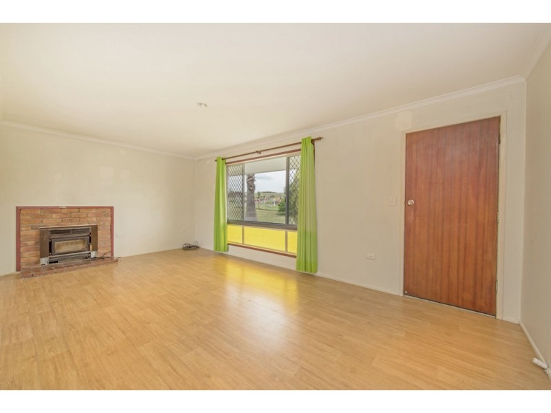 587 South Street, Glenvale QLD 4350