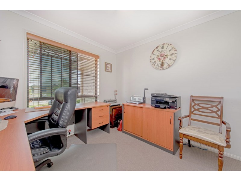 17 Ashford Drive, Wyreema QLD 4352