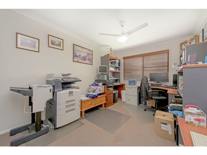 17 Ashford Drive, Wyreema QLD 4352