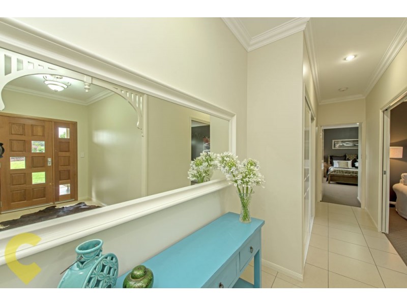 228 Meringandan Road, Kleinton QLD 4352