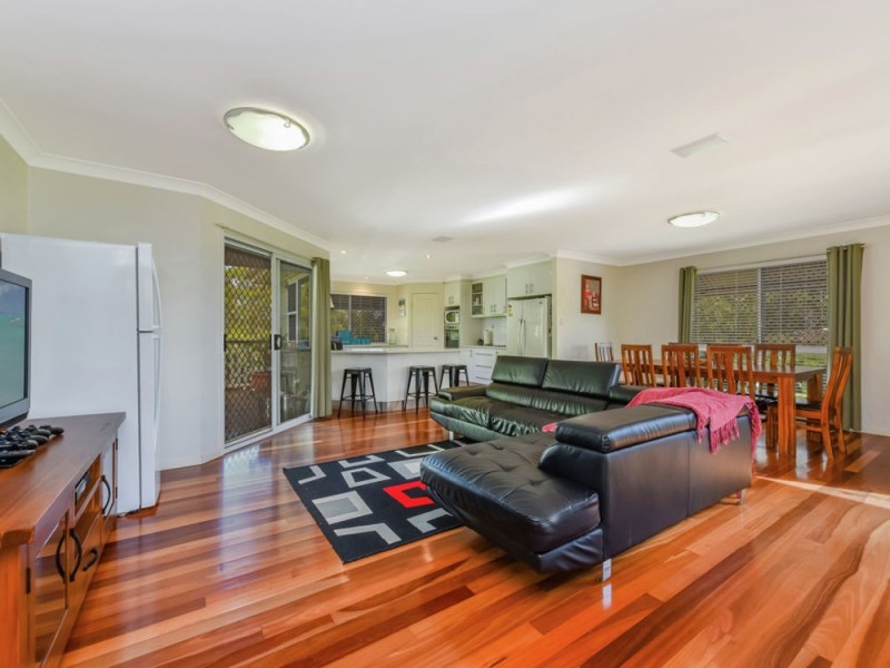 5 Bass Street, Cabarlah QLD 4352