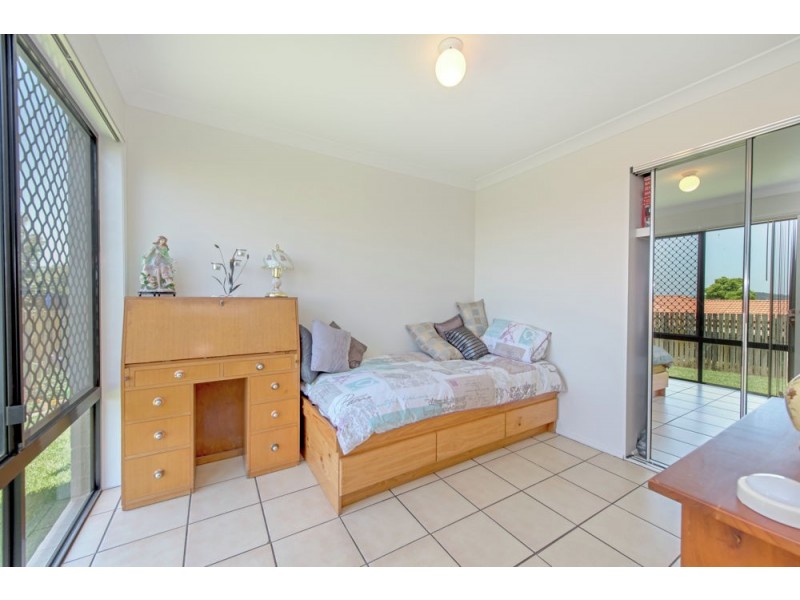 6 Lyness Court, Wilsonton QLD 4350