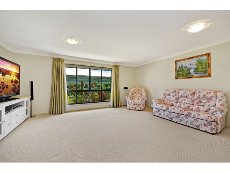 10 Schaefer Court, Westbrook QLD 4350