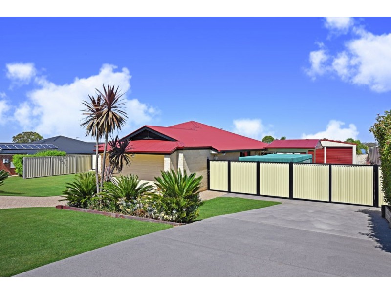 10 Schaefer Court, Westbrook QLD 4350