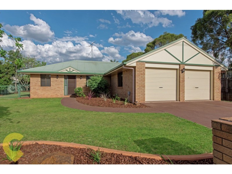 92 Kearney Street, Kearneys Spring QLD 4350
