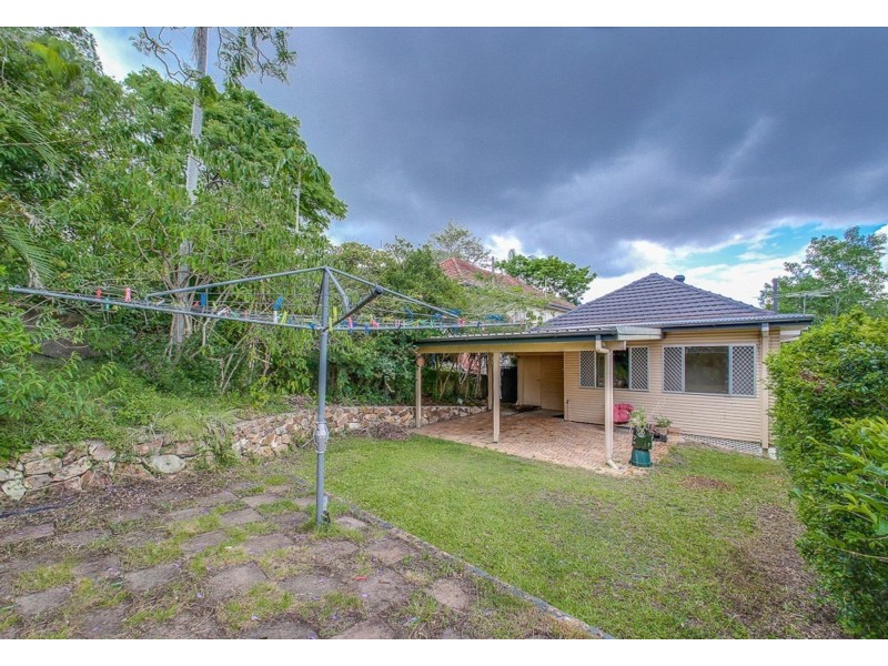 25 Wayland Street, Stafford QLD 4053