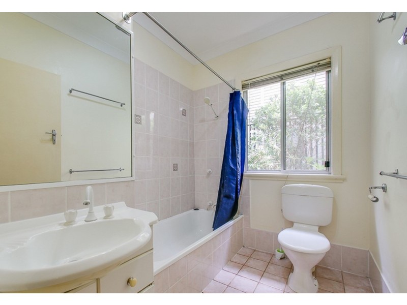 25 Wayland Street, Stafford QLD 4053