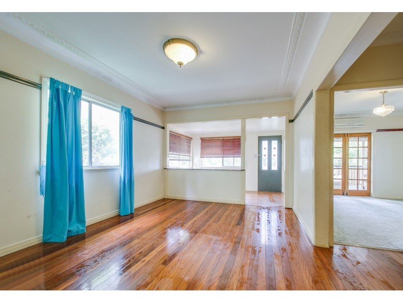 25 Wayland Street, Stafford QLD 4053