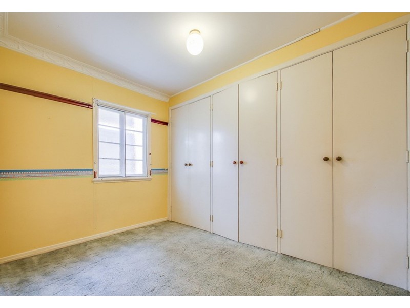 25 Wayland Street, Stafford QLD 4053