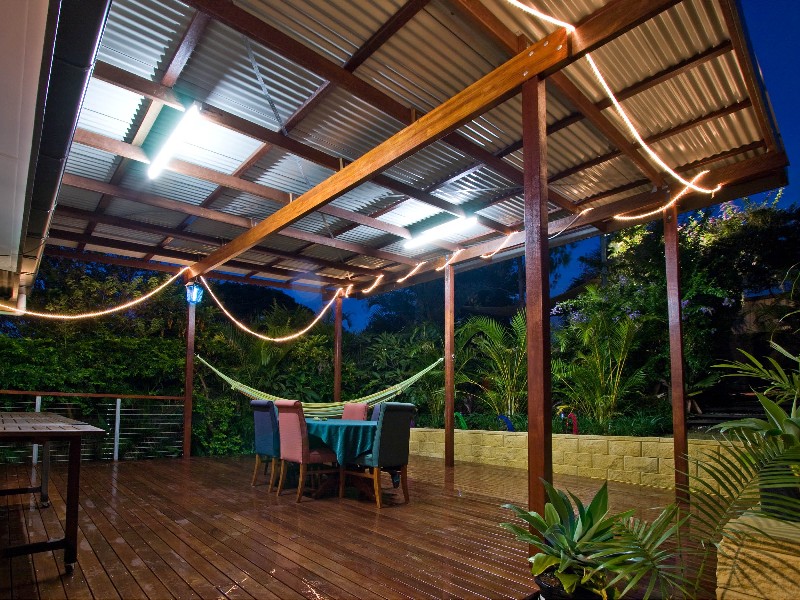 11 Chisholm Street, Stafford Heights QLD 4053