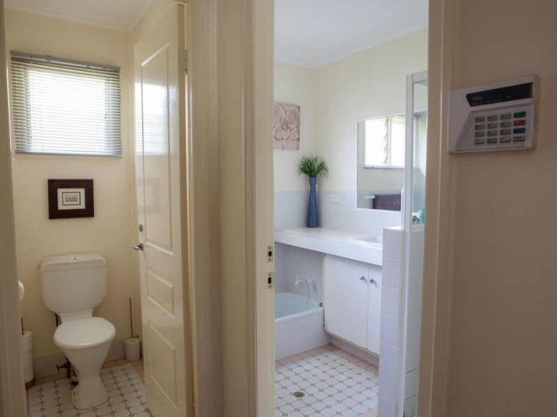 43 Tasman Street, Stafford Heights QLD 4053