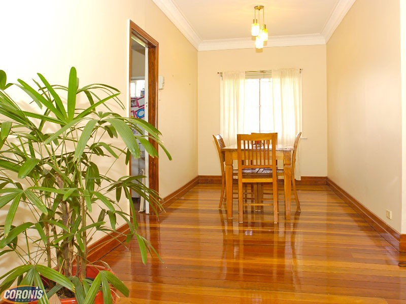 39 Pateena Street, Stafford QLD 4053