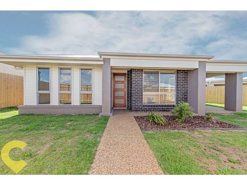 5 Farrer Street, Cranley QLD 4350
