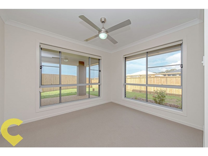 5 Farrer Street, Cranley QLD 4350