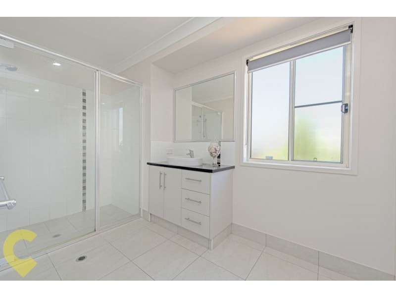 94a Hogg Street, Wilsonton QLD 4350