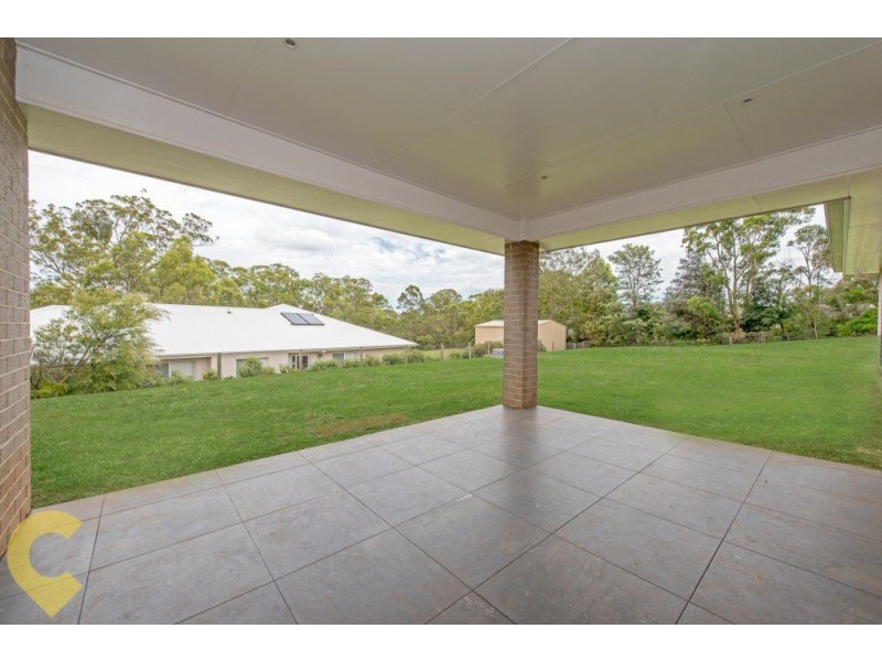 8 Janelle Court, Highfields QLD 4352