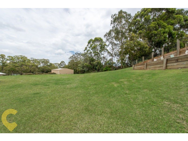 8 Janelle Court, Highfields QLD 4352