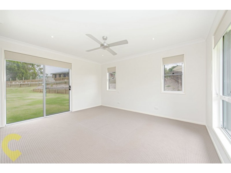 8 Janelle Court, Highfields QLD 4352
