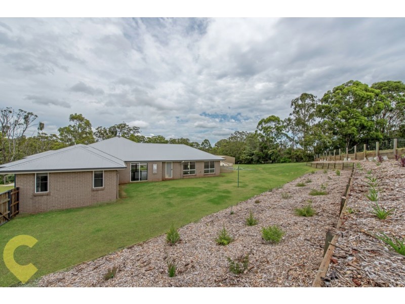 8 Janelle Court, Highfields QLD 4352